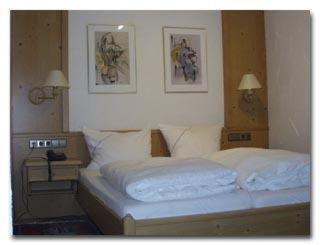 Dreikoenig Aparthotel Crailsheim Phòng bức ảnh